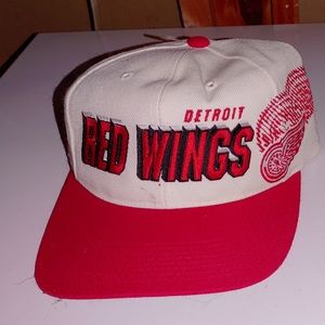 Vintage Sports Specialties Red wings
